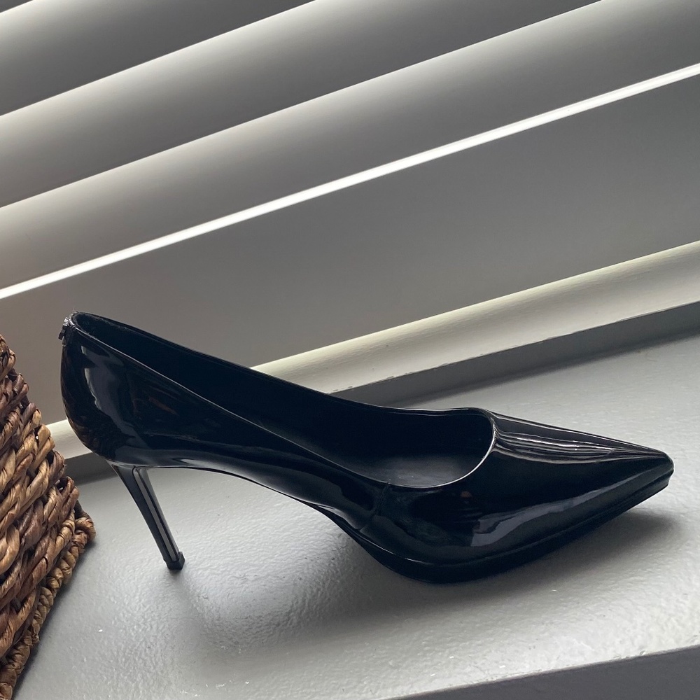 DKNY Stilettos 9.5